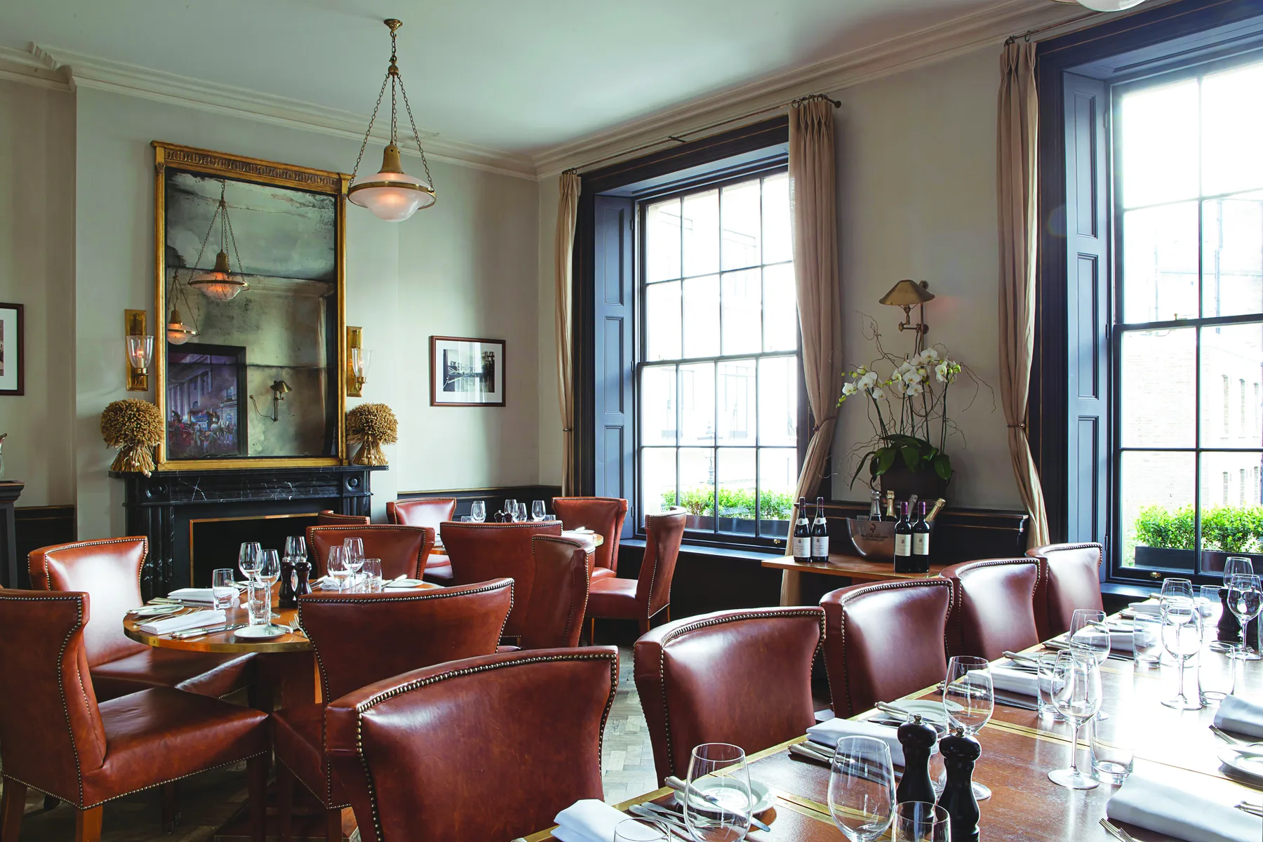 Pantechnicon front dining room